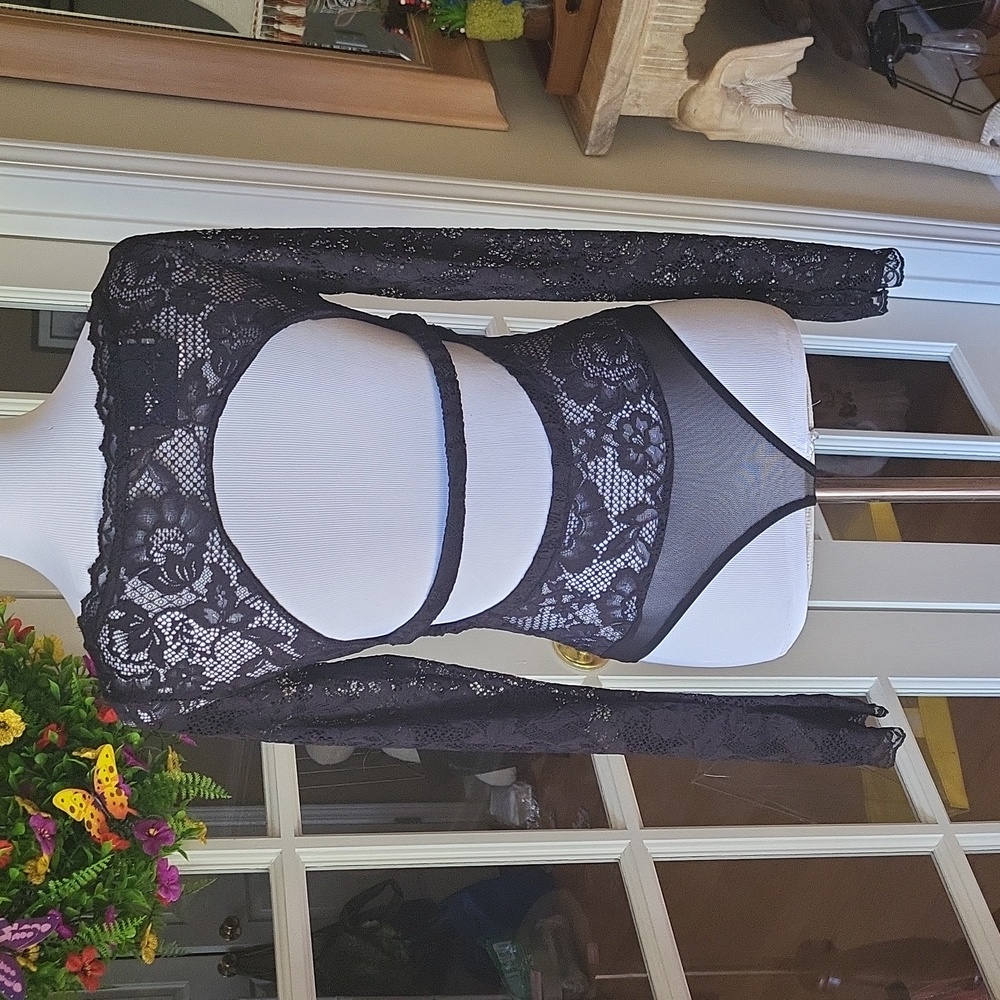 New Free People Elegant Black Lace Bodysuit - Picture 7 of 7